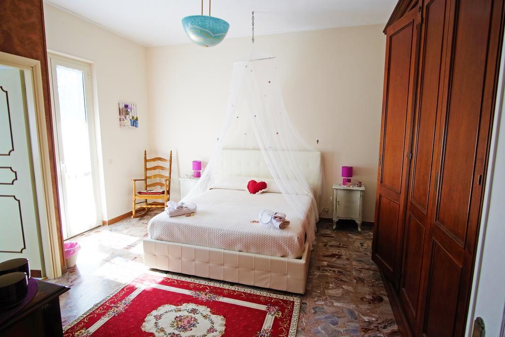Bed And Breakfast Romantica Evasione Sutri Zewnętrze zdjęcie
