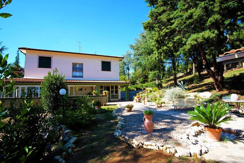 Bed And Breakfast Romantica Evasione Sutri Zewnętrze zdjęcie